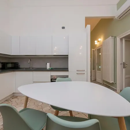 Apartmán I-host - Bressan 44 *